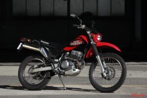 走り継ぐべき絶版オフロードマシン'01 KAWASAKI SuperSHERPA