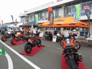 KTMとハーレーと電動バイクが一度に乗れる! フリーダムナナ 教習所合同試乗会!!